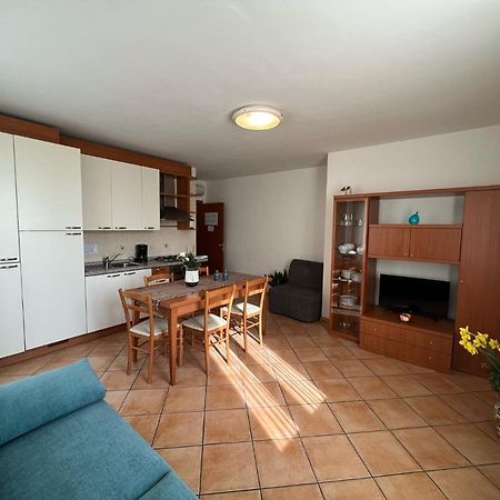 Appartamenti Baia Azzurra 6. Torbole Sul Garda Exterior photo